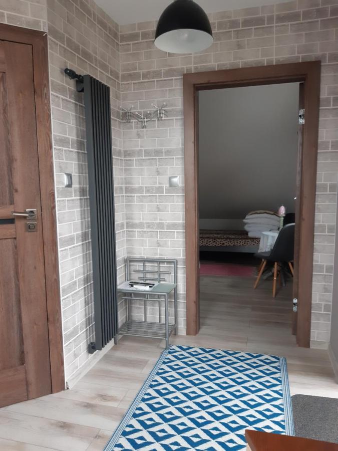 Maly Apartamencik Teo Rewal Esterno foto