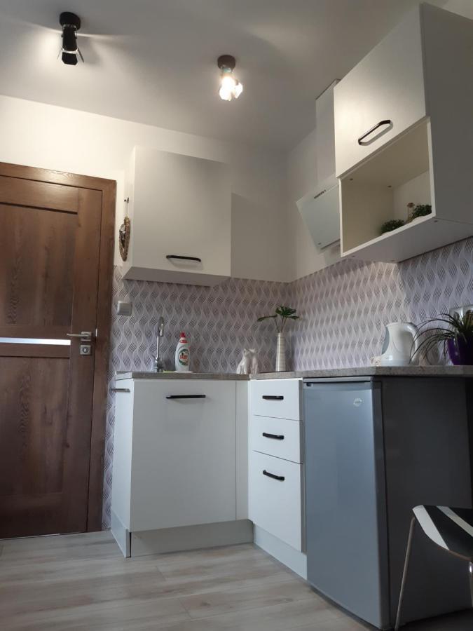 Maly Apartamencik Teo Rewal Esterno foto